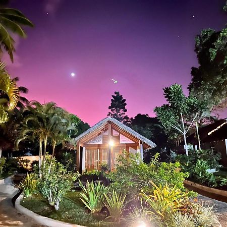 Mg Cocomo Resort Vanuatu พอร์ตวิลา ภายนอก รูปภาพ