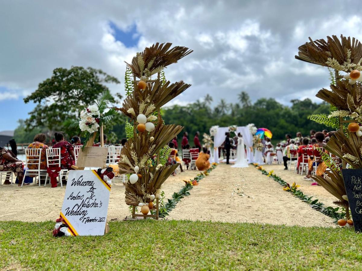 Mg Cocomo Resort Vanuatu พอร์ตวิลา ภายนอก รูปภาพ